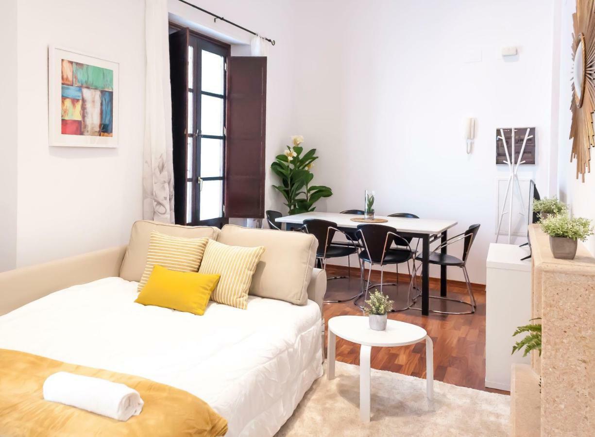 Abades Giralda Deluxe By Valcambre Apartment Seville Ngoại thất bức ảnh