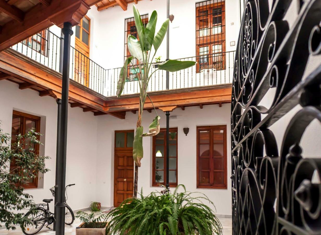 Abades Giralda Deluxe By Valcambre Apartment Seville Ngoại thất bức ảnh