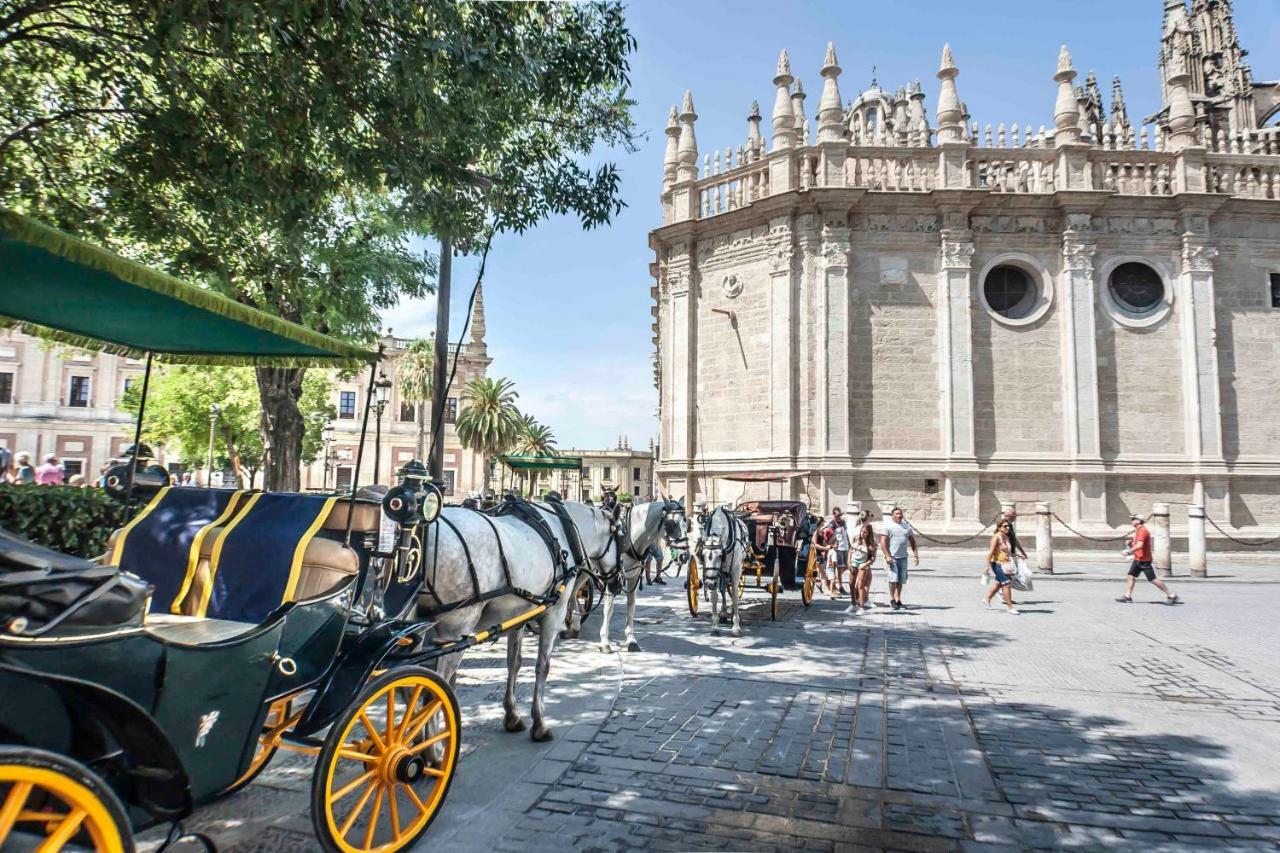 Abades Giralda Deluxe By Valcambre Apartment Seville Ngoại thất bức ảnh